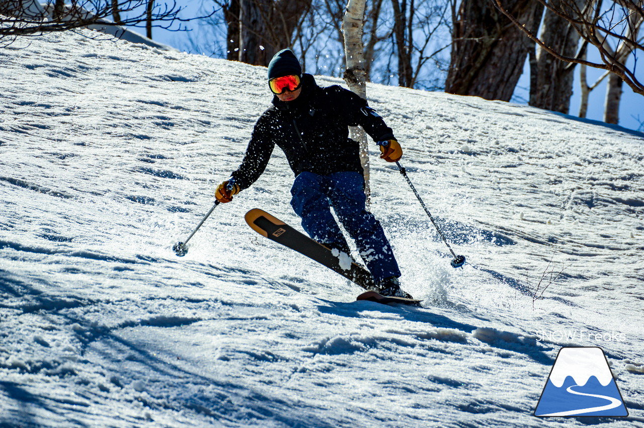 ニセコグラン・ヒラフ DYNASTAR SKI TEST RIDE DAYS Photo Session!!最高の天気に恵まれたニセコに、最高の仲間たちが集まりました☆